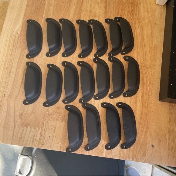 Rejuvenation Massey Cabinet Hardware $40 for 6 - Picture 8 of 14